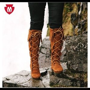 Minnetonka Lace Up Tall Moccasin Boots